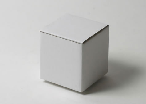 ほぼ100ｍｍの立方体に近いサイズ－B式アメリカンロック箱