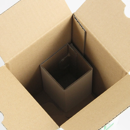 小さなワンタッチ底の内箱と2箱入る外箱セット