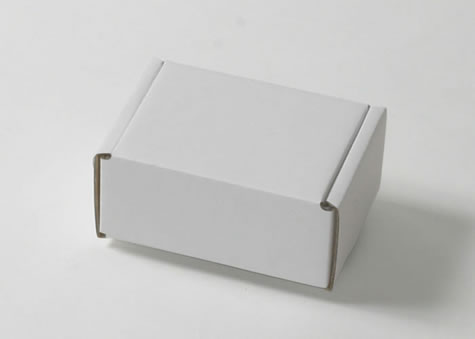 強度・密封性などの機能性バツグンの小型Ｎ式箱－Ｎ型額縁段ボールケース