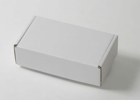 Bフルートという3ｍｍ厚の材質を使った重厚感のある箱－Ｎ型額縁形段ボールケース